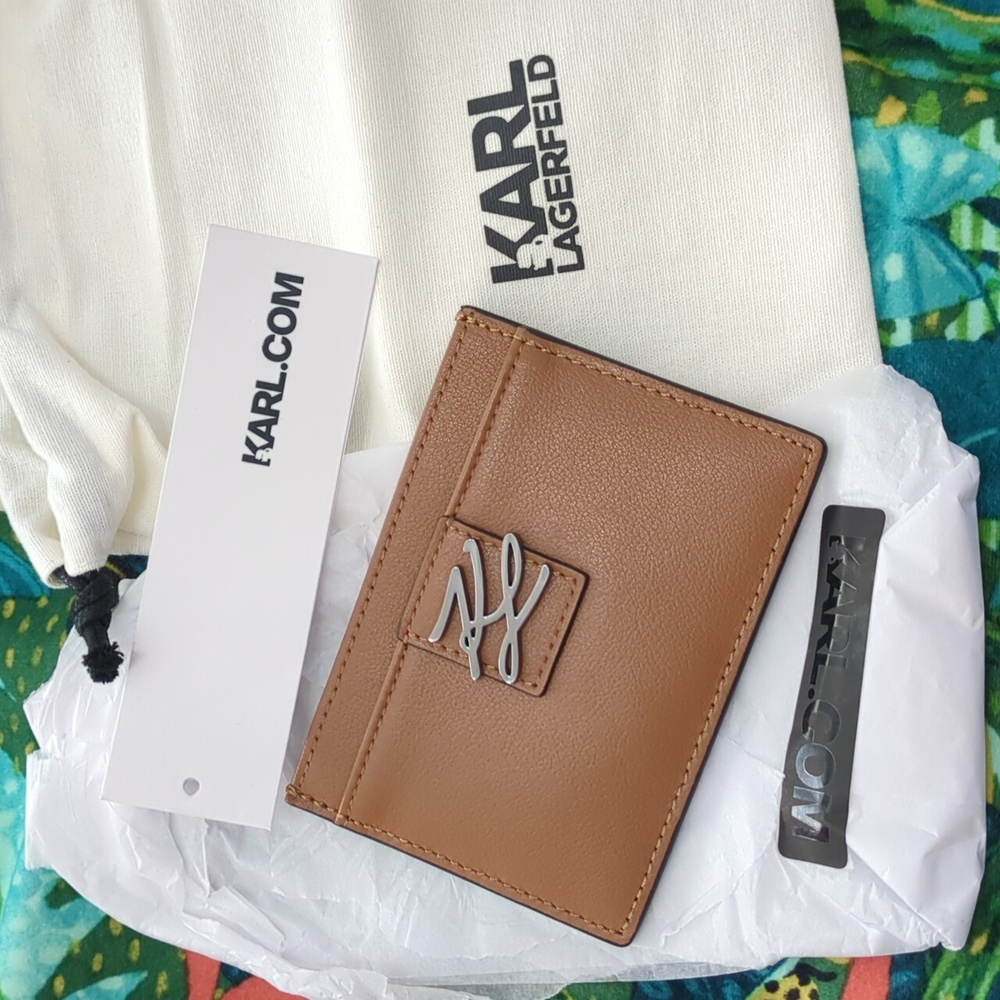 Karl Lagerfeld Autograph Collection
